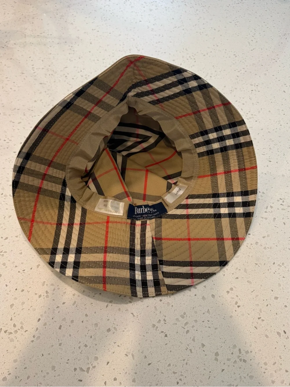 Burberry Reversible Vintage Check Bucket Hat in Canvass,Beige Plaid Men or Women